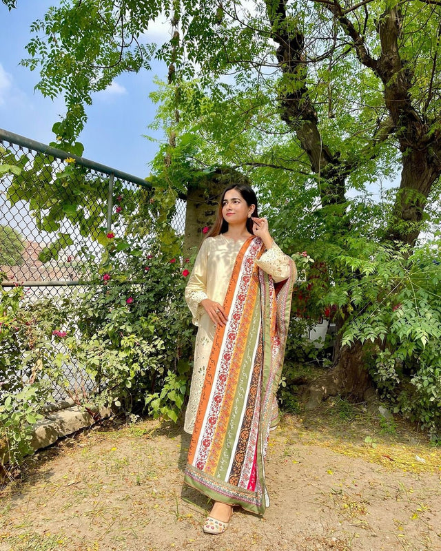 Phool Stripe Odhni By Sastaae - Sastaae