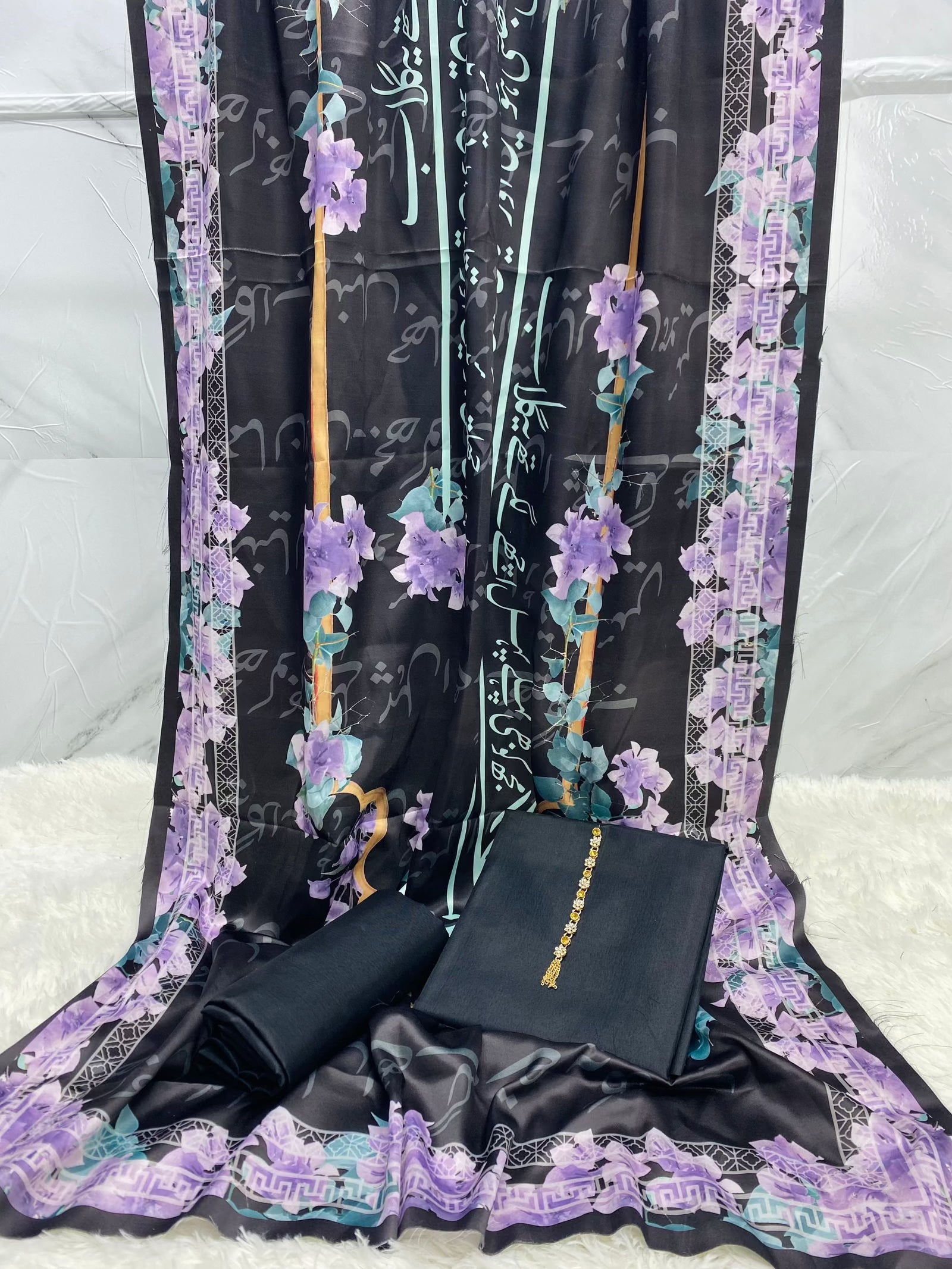 Gulaab Kataan SIlk Suit By Sastaae - Sastaae