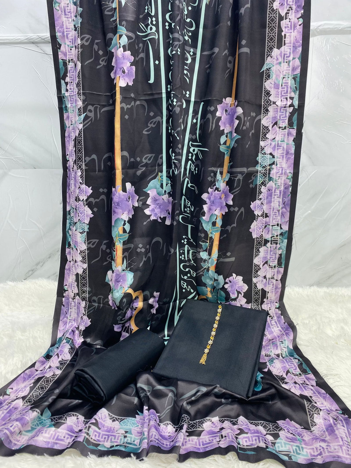 Gulaab Kataan SIlk Suit By Sastaae - Sastaae