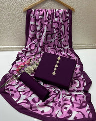 Hujoom Kataan Silk Suit By SastaaE - Sastaae