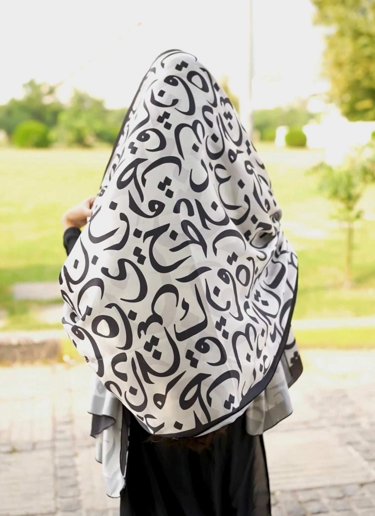 Hujoom Odhni By SastaaE - Sastaae