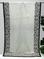 Huroof Ki Mehfil Odhni By Sastaae - Sastaae