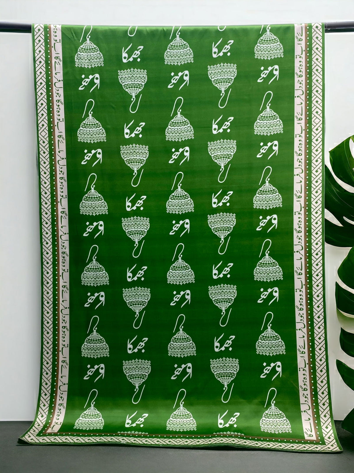 Jhumka Green Odhni By Sastaae - Sastaae