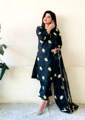 Sastaae Stitched 3pc Floral Embroidered Dress - Sastaae